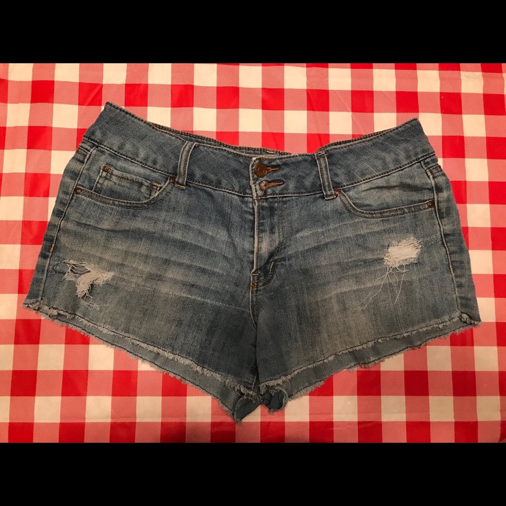 Refuge jean shorts size 10 blue